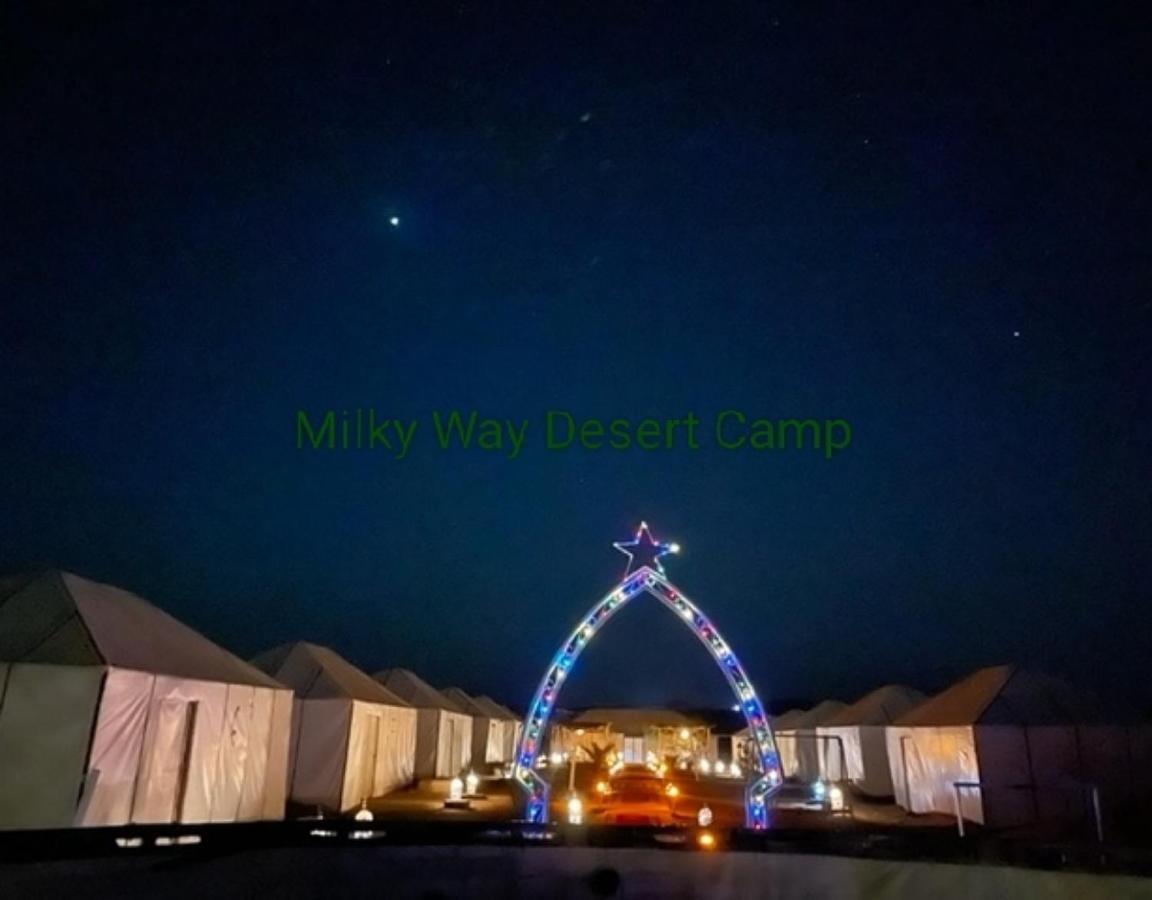 Milky Way Desert Camp เมอร์ซูกา ภายนอก รูปภาพ