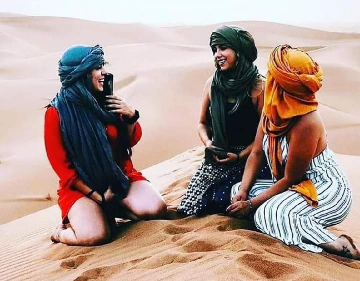 Milky Way Desert Camp เมอร์ซูกา ภายนอก รูปภาพ