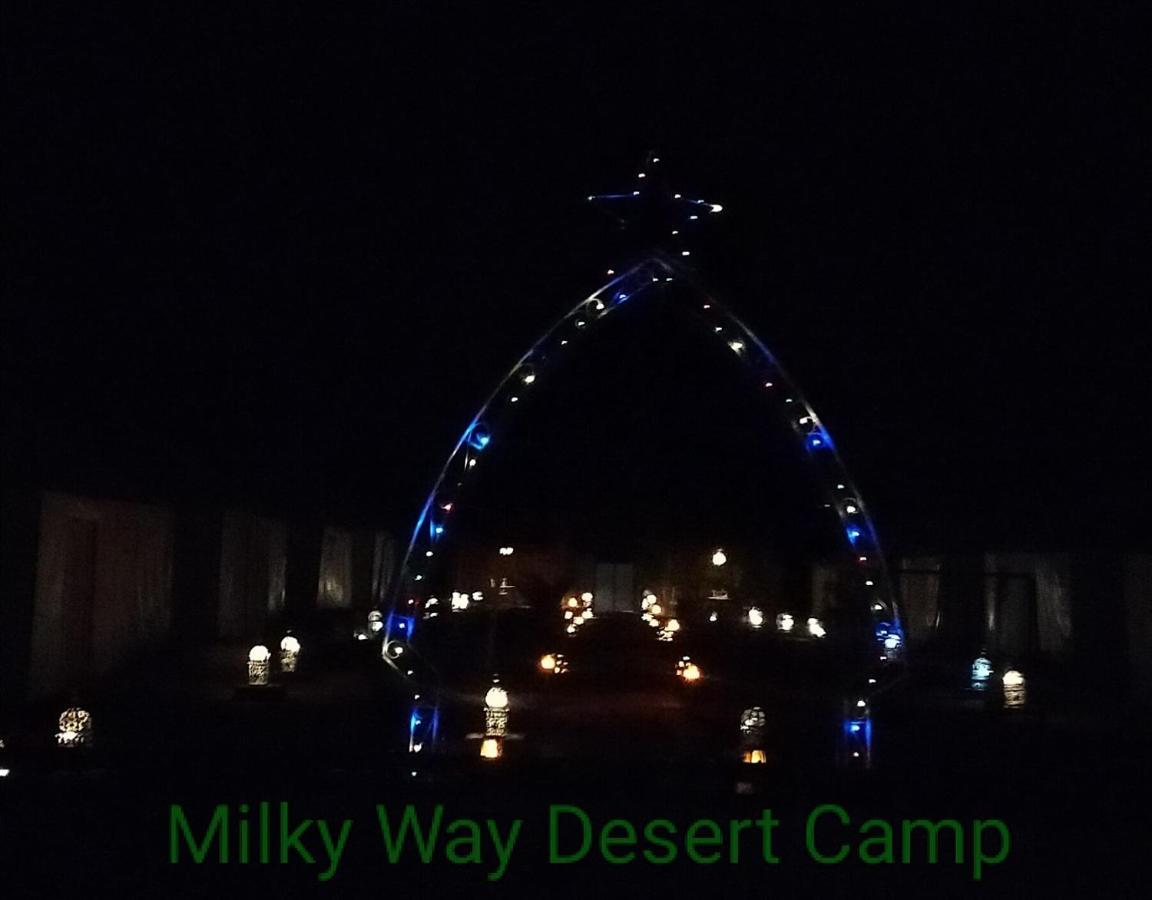 Milky Way Desert Camp เมอร์ซูกา ภายนอก รูปภาพ