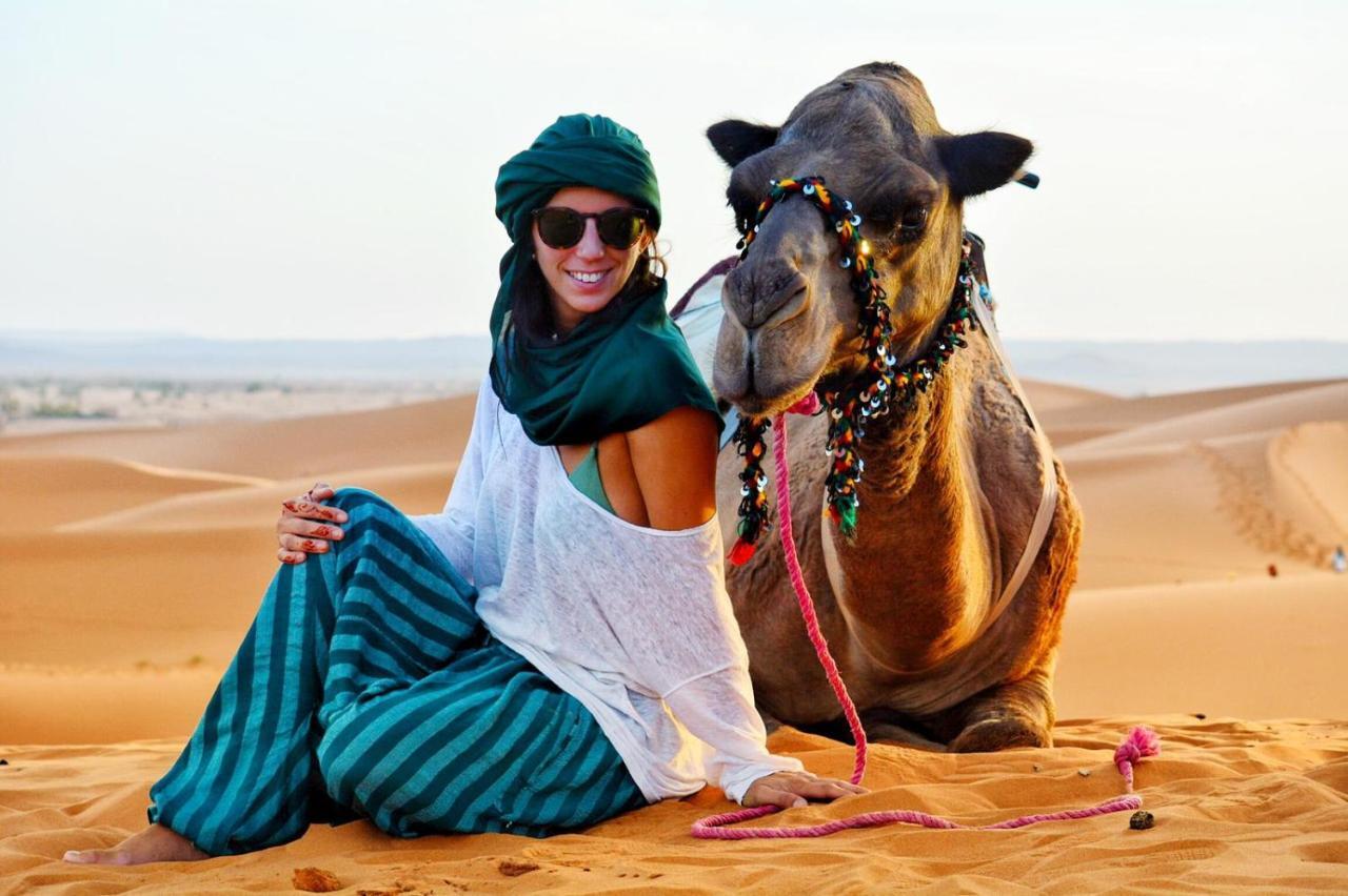 Milky Way Desert Camp เมอร์ซูกา ภายนอก รูปภาพ